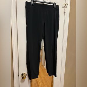 Athleta Brooklyn ankle pants black size 8. Like new